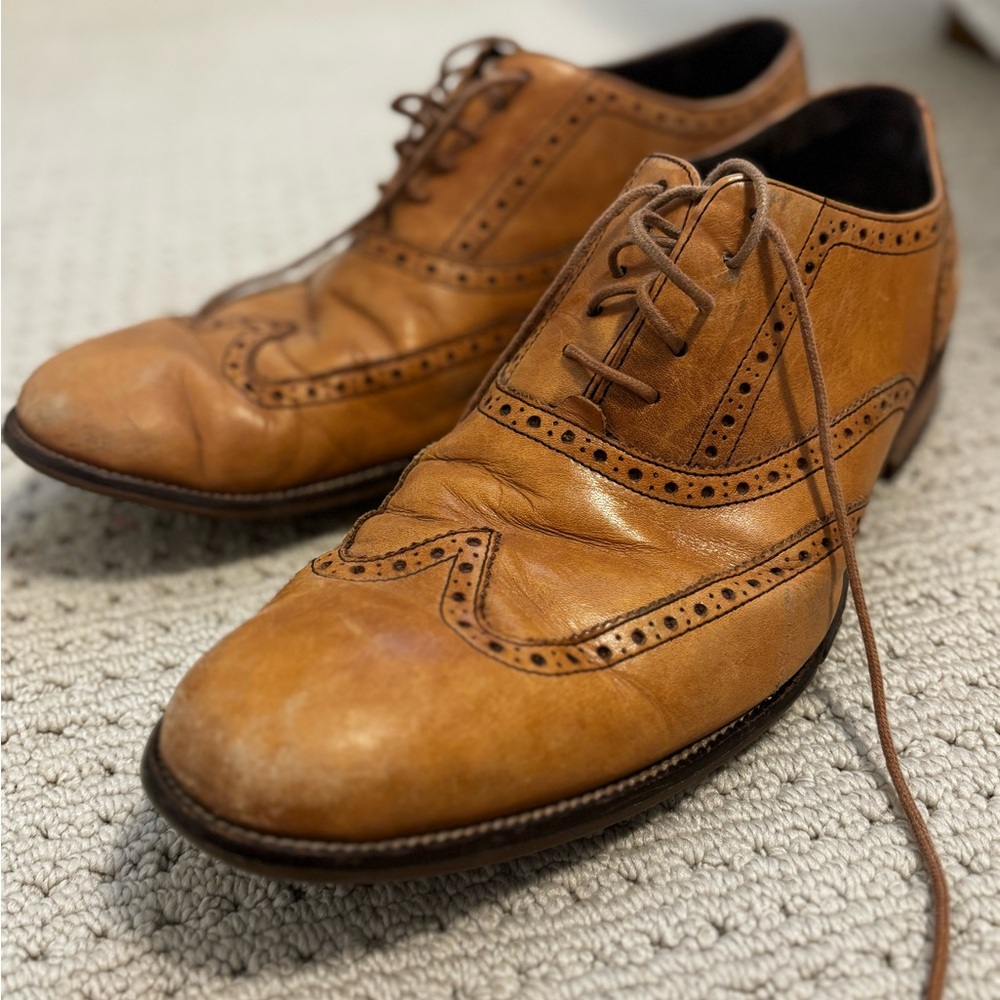 Classic Tan Leather Men's Brogues